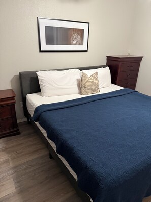 3 bedrooms, free WiFi, bed sheets