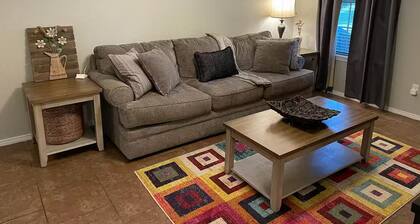 Cozy Pet-Friendly 3BR Duplex with Fast WiFi only Minutes to Casino