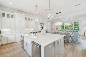 Interior - Private Heated Pool & Hot Tub | Rooftop Balcony | Ocean Views | Sleeps 24! (Seagrove)
