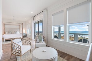 6 bedrooms, iron/ironing board, free WiFi, bed sheets - 🌊 Private Pool | Gulf Views | 5 King En suites | Bonfires | Beach Service 🏝️ (Panama City Beach)