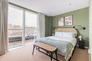 Iron/ironing board, WiFi, bed sheets - Blueground | Finsbury, balcony, nr Farringdon (London)