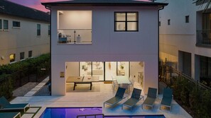 Outdoor dining - The Serenity Sanctuary-TT461 (Kissimmee)