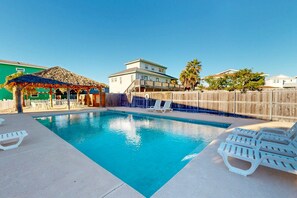 Pool - GV634, Shared Pool, Pet Friendly, Charcoal Grill, Close to Beach (Port Aransas)
