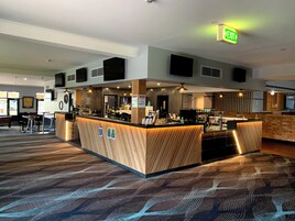 Bar (en la propiedad)