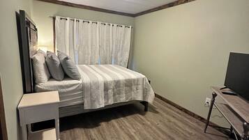 3 bedrooms, WiFi, bed sheets