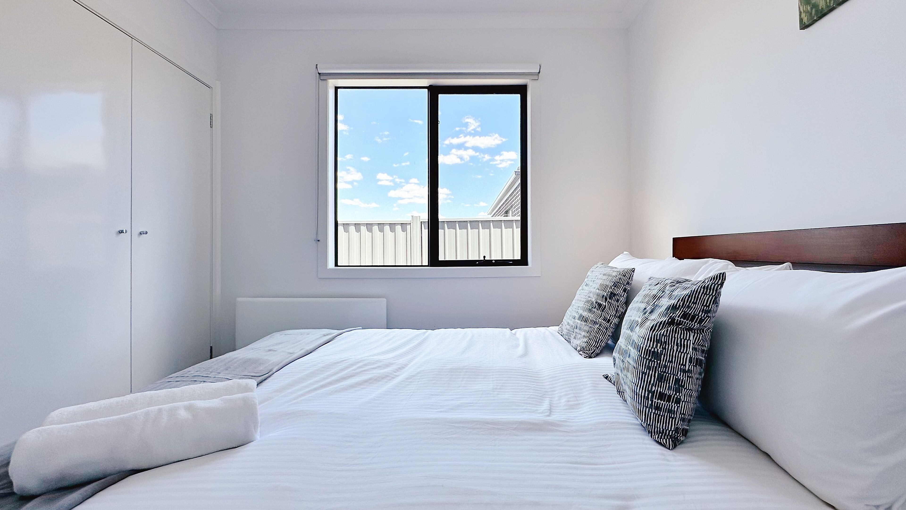 스탠다드 하우스 | 다리미/다리미판,  무료 WiFi