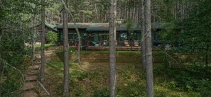 Exterior - Beautiful 5 bedroom cabin on the Lake of the Hills.  (Eagle River)