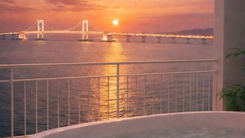 Superior Double Room, Sea View | Outdoor spa tub