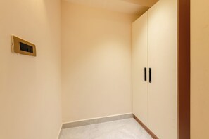 Room - Legacy Inn, Mysore (Mysore)