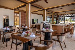 Restaurant - Sumitra Luxury Villas And Resort (Denpasar)