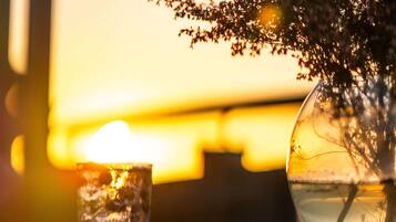 Bar (in der Unterkunft)