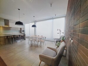 Apartment | 2 bedrooms, Internet - Trigales l Spacious 2BR Home in Las Condes (Santiago)