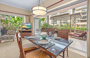 Dining - Maui Resort Rentals: Honua Kai Konea 109/10/13, 5BR Ground-Floor w/ Huge Lawn, Steps to Pools/Beach (Lahaina)
