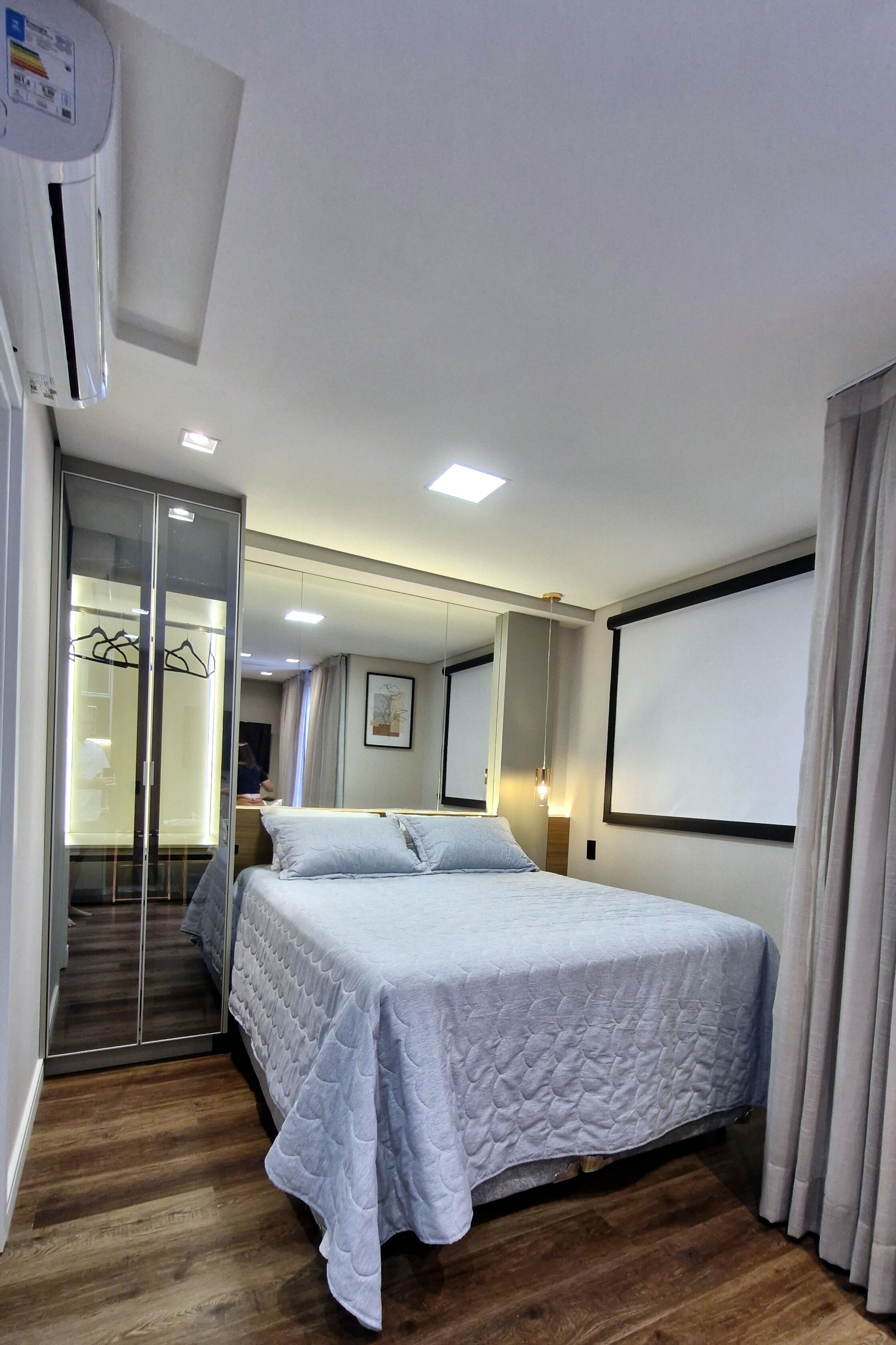 1 chambre, fer et planche à repasser, lit parapluie, Wi-Fi gratuit
