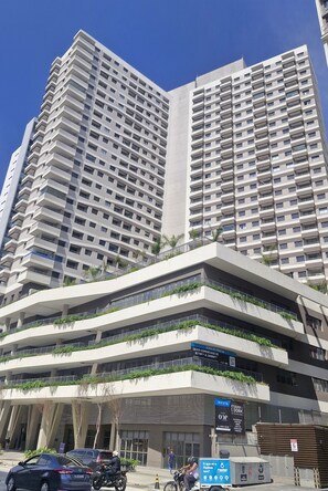 Exterior - Luxury loft, modern, fully equipped and in the best location in Itaim Bibi. (São Paulo)