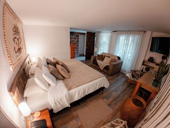 Senior Suite, Balcony, Mountain View | Premium bedding, down duvets, Select Comfort beds, minibar - Hotel Boutique Almaia 17 Near the Airport (Rionegro)