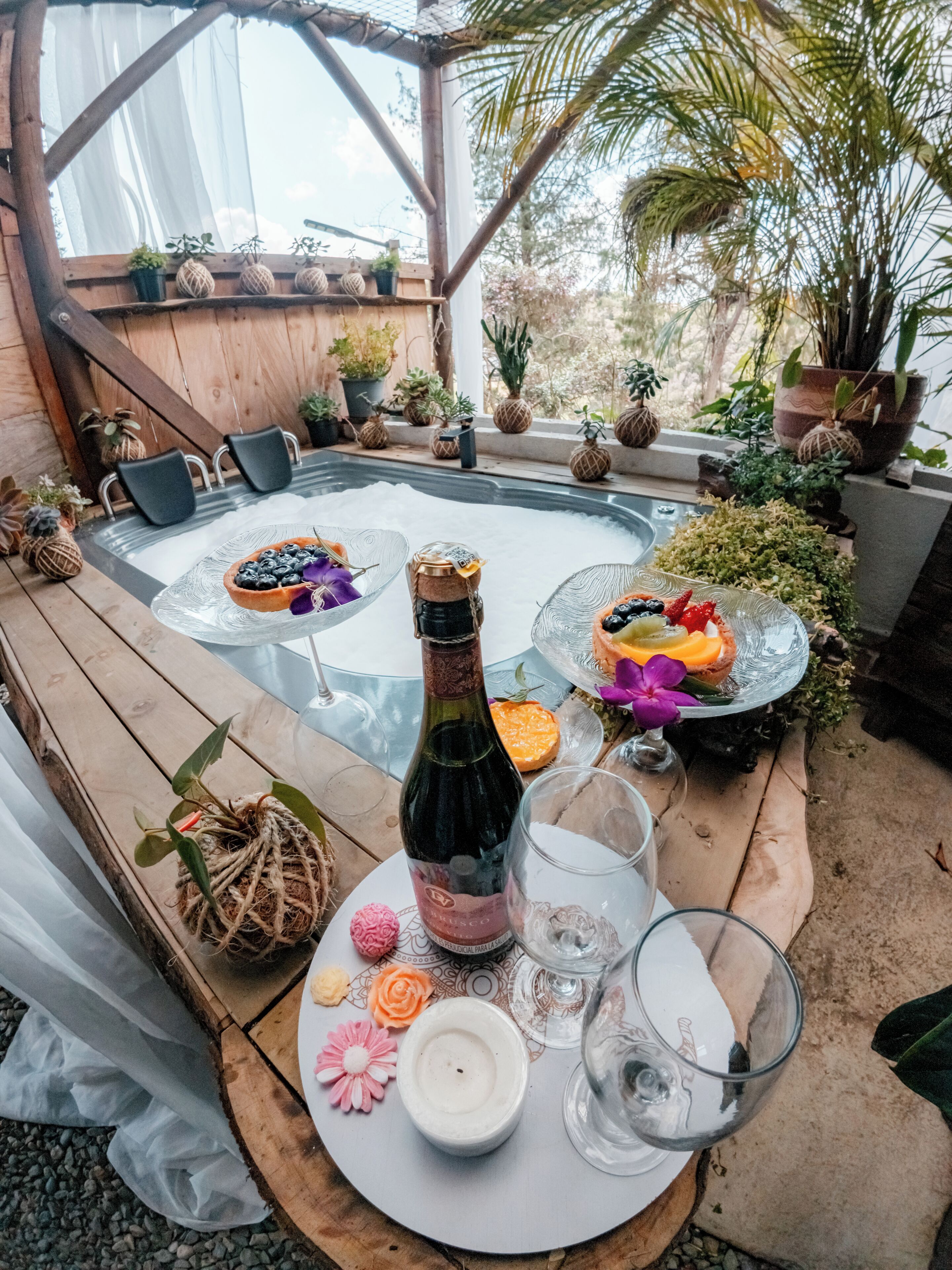 Junior Studio Suite, Hot Tub, Garden View