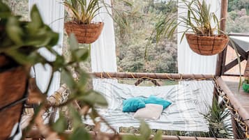 Premium bedding, down comforters, Select Comfort beds, minibar