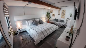 เครื่องนอนระดับพรีเมียม, ผ้านวมขนเป็ด, เตียง Select Comfort, มินิบาร์