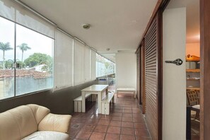 Interior - Enseada Beach, Guarujá - Sleeps 10 people (Guarujá)