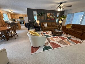 Fireplace - The Hive, a spacious secluded, pet-friendly retreat! (Barnes)