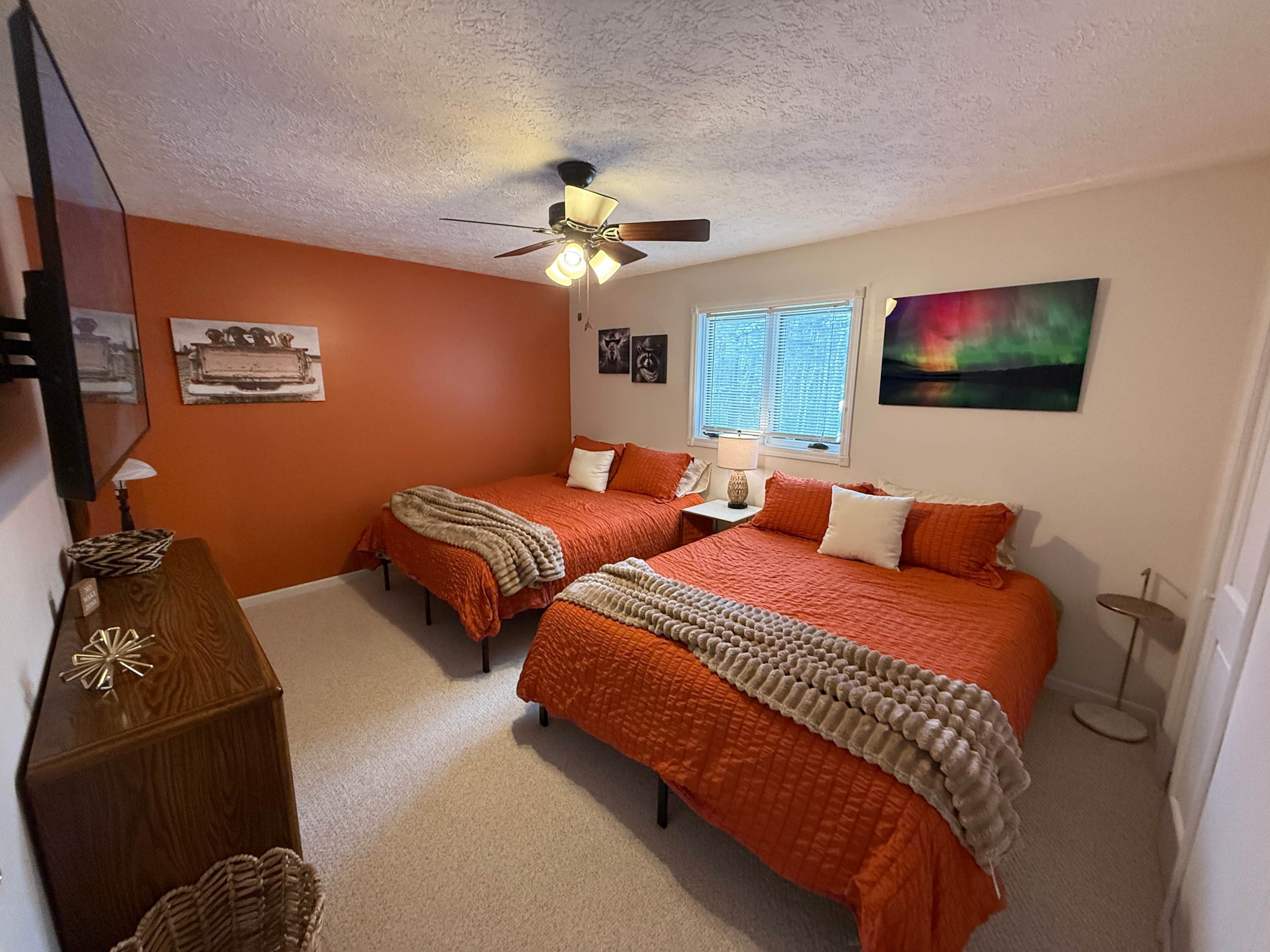 2 bedrooms, WiFi, bed sheets, wheelchair access