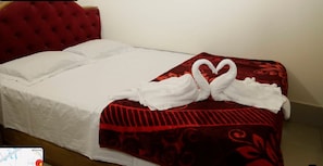 Deluxe Double Room, City View - Hotel Mount Inn Khagrachari (Khagrachari Sadar)