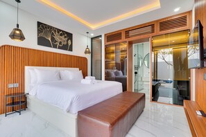 Huvila, parveke, näköala uima-altaalle | Tallelokero huoneessa, ilmainen Wi-Fi, vuodevaatteet