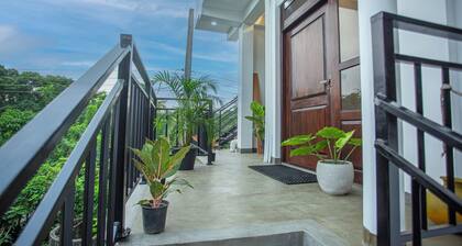 3-bedroom villa in peaceful Weligama with AC comfort
