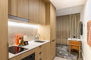 Apartment, 1 Bedroom | Private kitchen - Adina Chermside Brisbane (Brisbane)