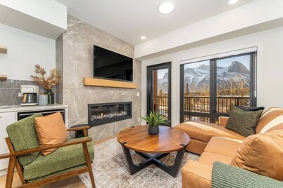 Ascent Escape | Pool, Hot Tub, Fitness | Parking