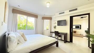 2 bedrooms, in-room safe, free WiFi, bed sheets