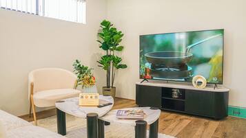 Townhouse Deluks, pemandangan kebun | Interior