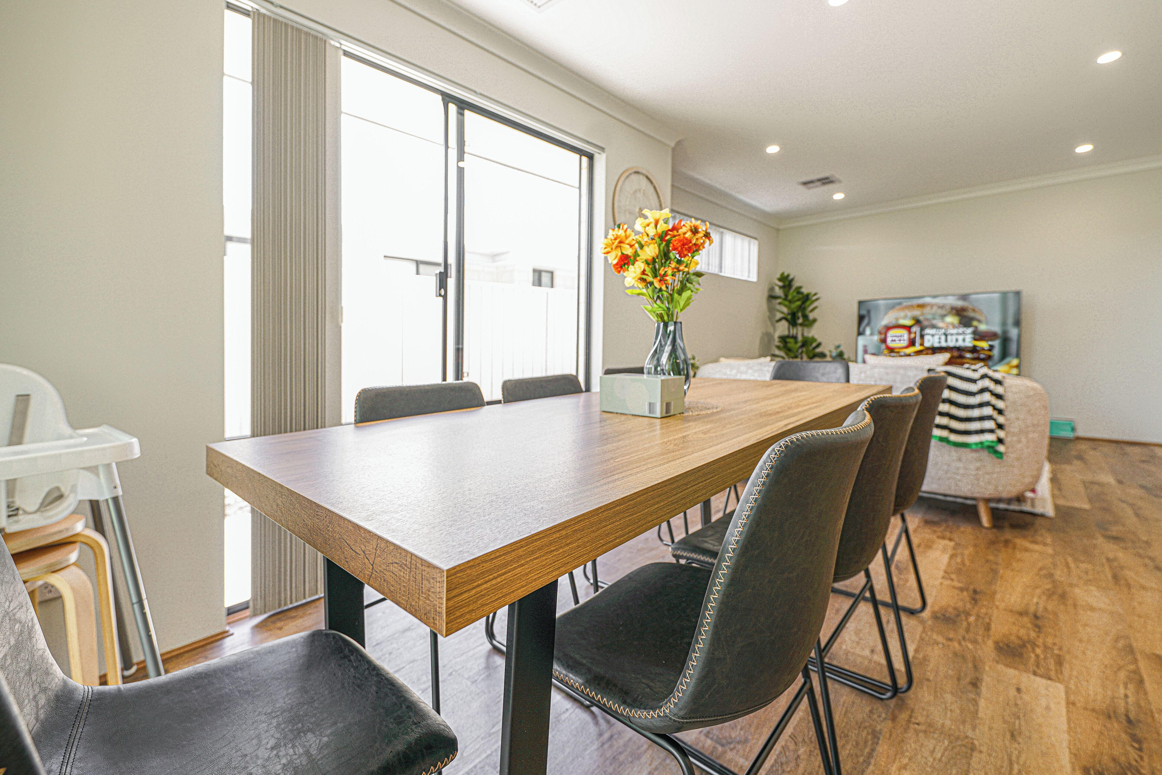 Townhouse Deluks, pemandangan kebun | Tempat makan