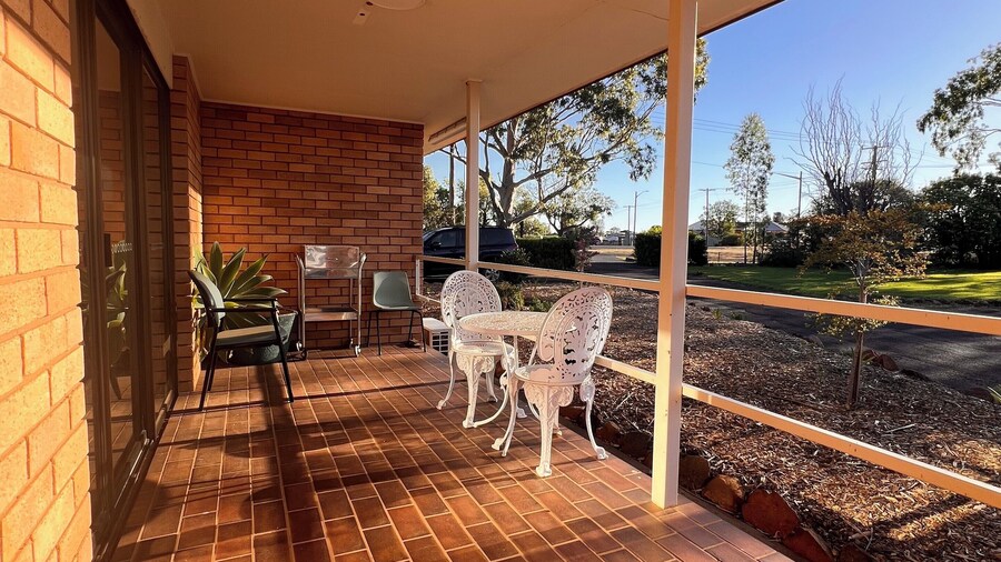 Christine Griffiths Units