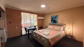 Economy Double Room, Housekeeping | Desk, free WiFi, bed sheets, wheelchair access