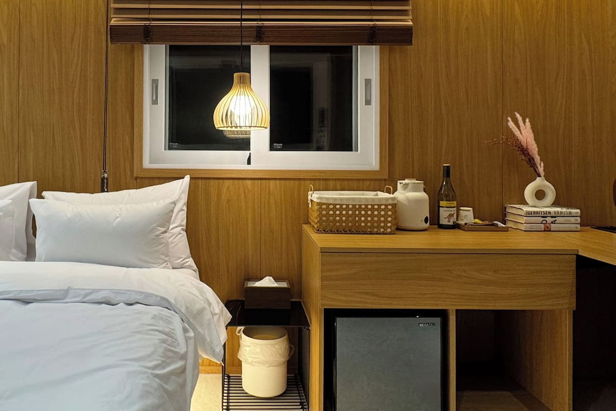 Business Double Room, Non Smoking | Free WiFi