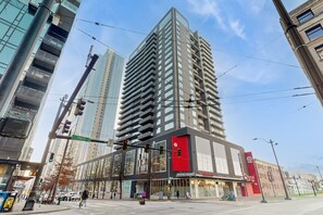 Exterior - Downtown condo with shared indoor pool & hot tub near Pike Place Market (Seattle)
