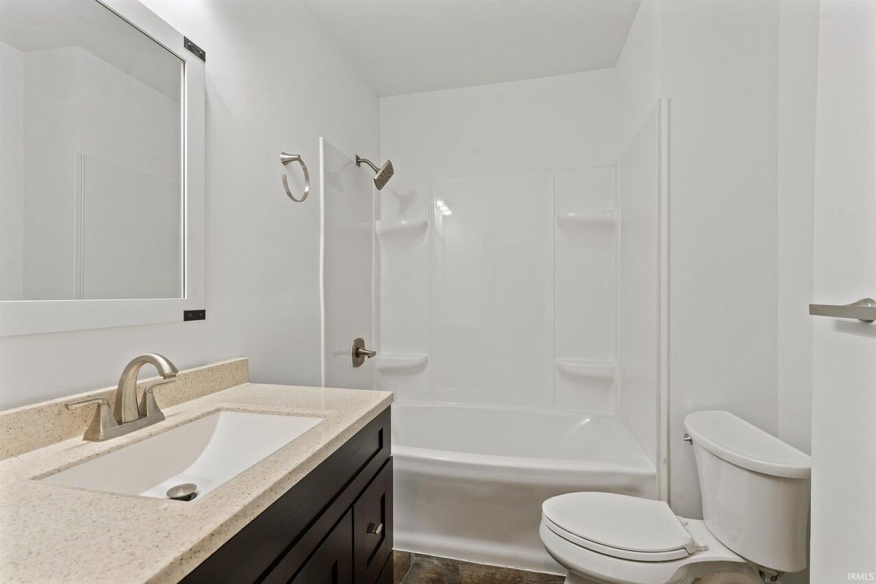 毛巾、肥皂、卫生纸