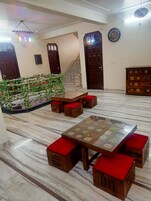 32-inch flat-screen TV with cable channels