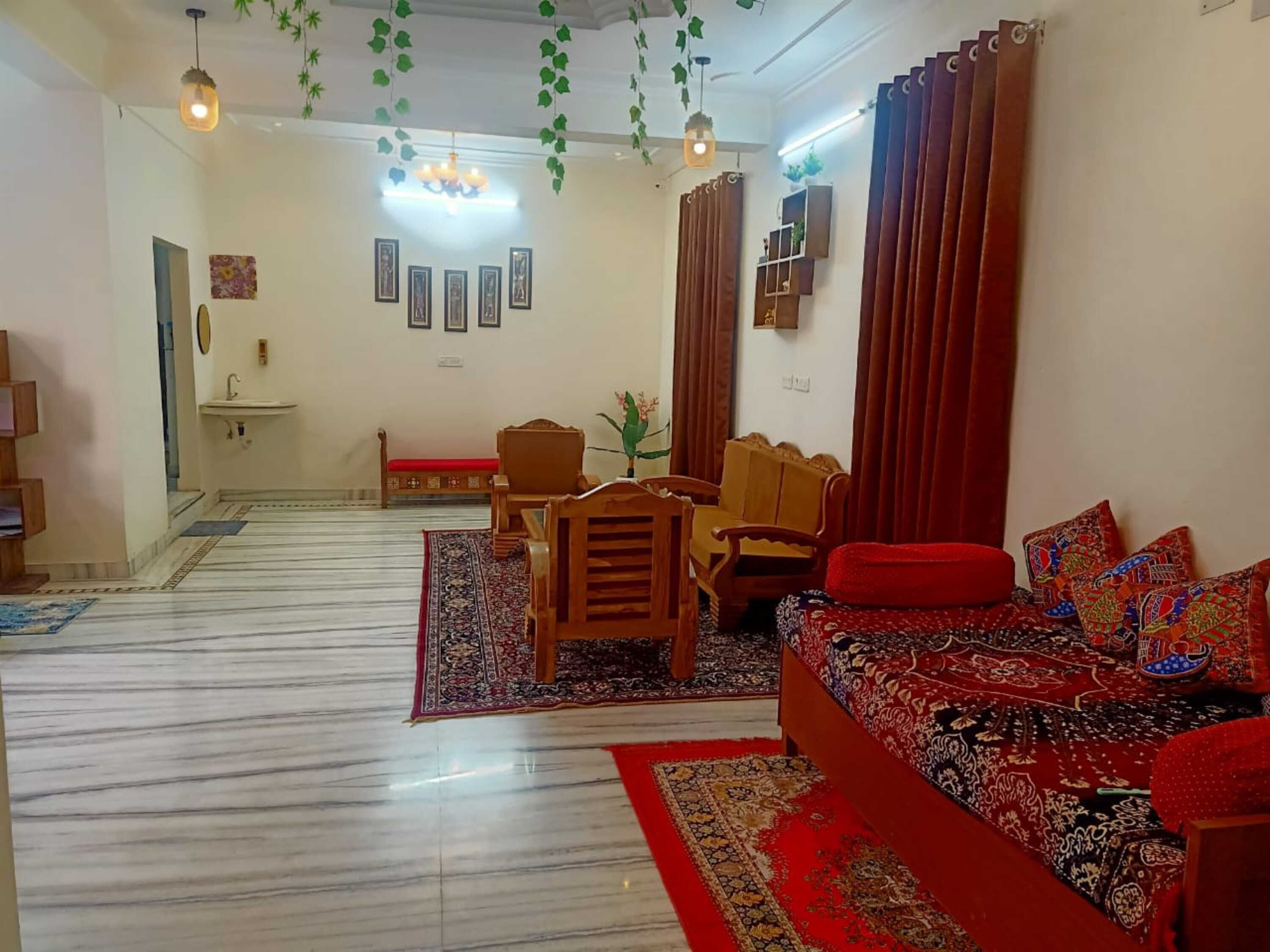 Televisor de pantalla plana de 32 polzades amb canals per cable 