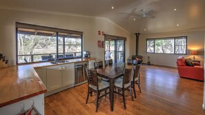 2 Bedroom Waterfront Lodge by Tiny Away (Disabled Access) | Private kitchen - Tiny Away Escape at Granite Belt (Stanthorpe)