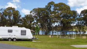 Power Caravan Sites - Escape @ Granite Belt | Bed sheets
