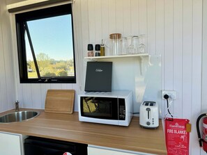 Tiny Home on Granite belt by Tiny Away | Private kitchen - Tiny Away Escape at Granite Belt (Stanthorpe)