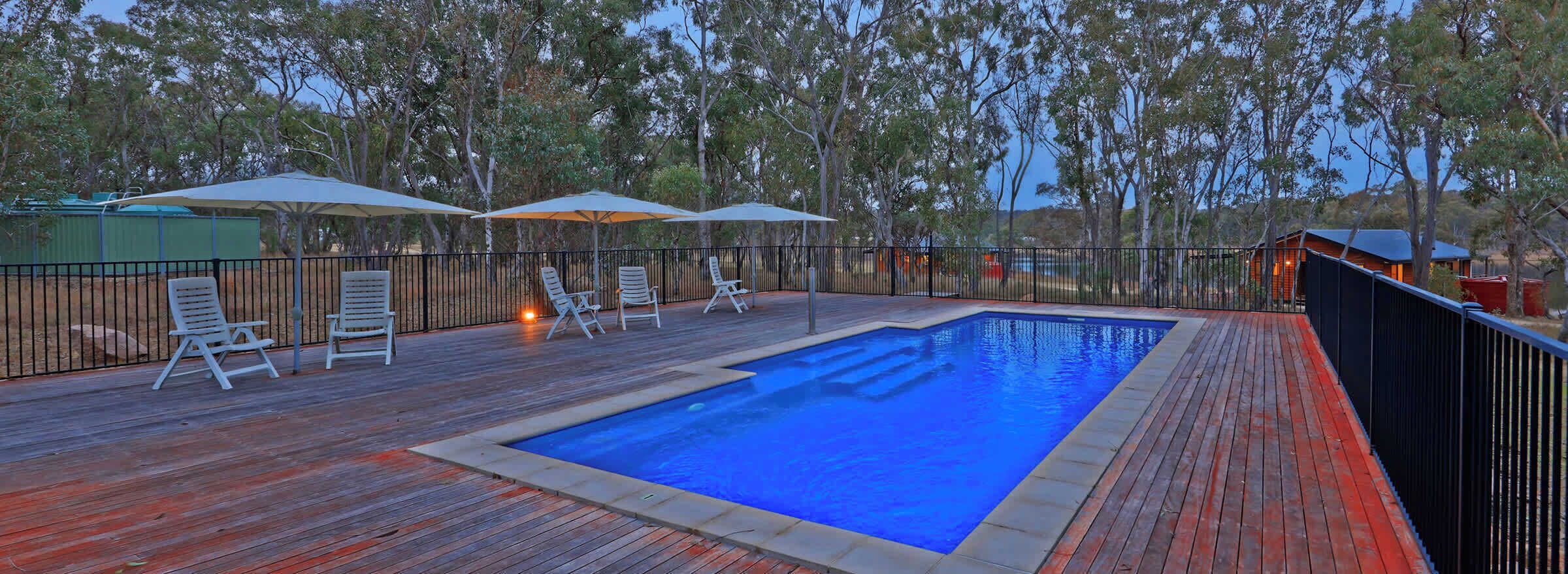 3 Bedroom Waterfront Lodge by Tiny Away | Pool