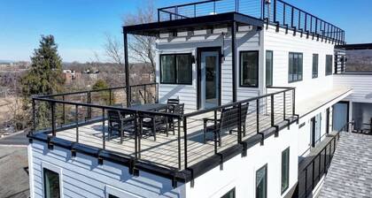 Rooftop Retreat with Mtn Views - Unit #309