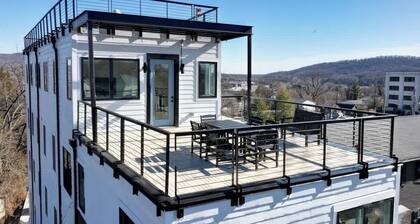 Rooftop Retreat with Mtn Views - Unit #309