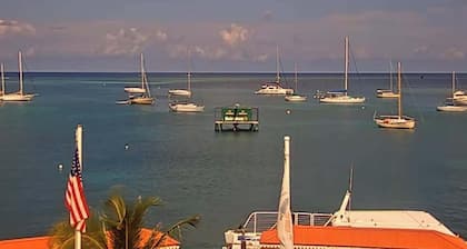 Peaceful 2-Bedroom Boat in Charming Christiansted Harbor for Your Island Getaway