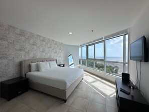 1 bedroom, Internet - Almendra I Spacious 1 Bedroom With Balcony (Panama City)