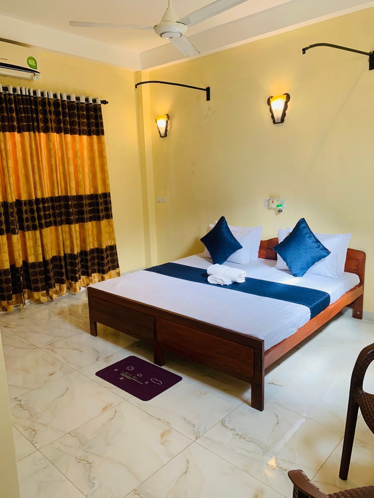 Comfort Triple Room | Building design